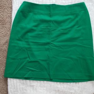 Kelly green lined skirt